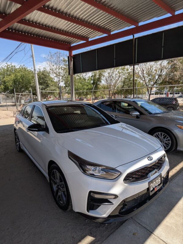 KIA FORTE HB GT 2019 - Imagen 2