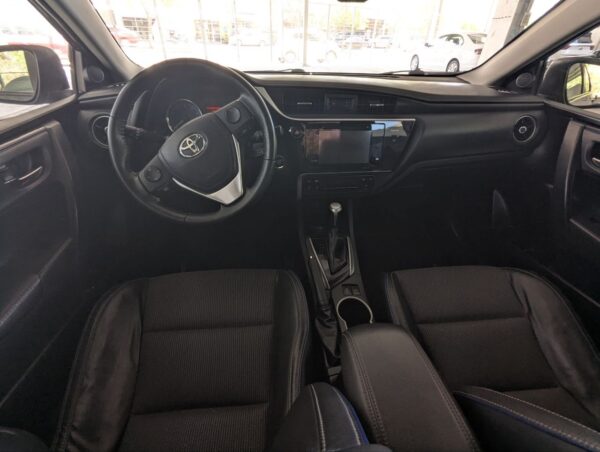 TOYOTA COROLLA LE 2018 - Imagen 5