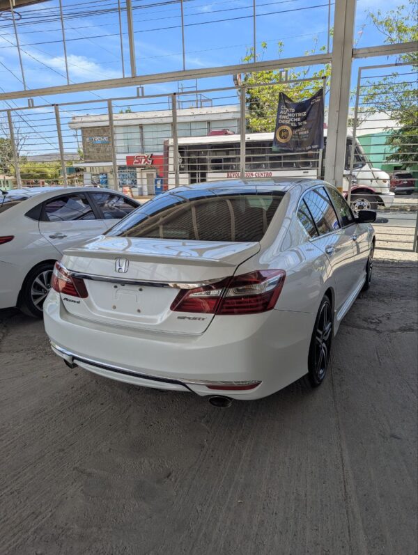 HONDA ACCORD SPORT 2016 - Imagen 3