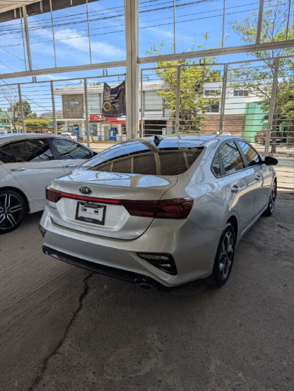 KIA FORTE LX 2019 - Imagen 3