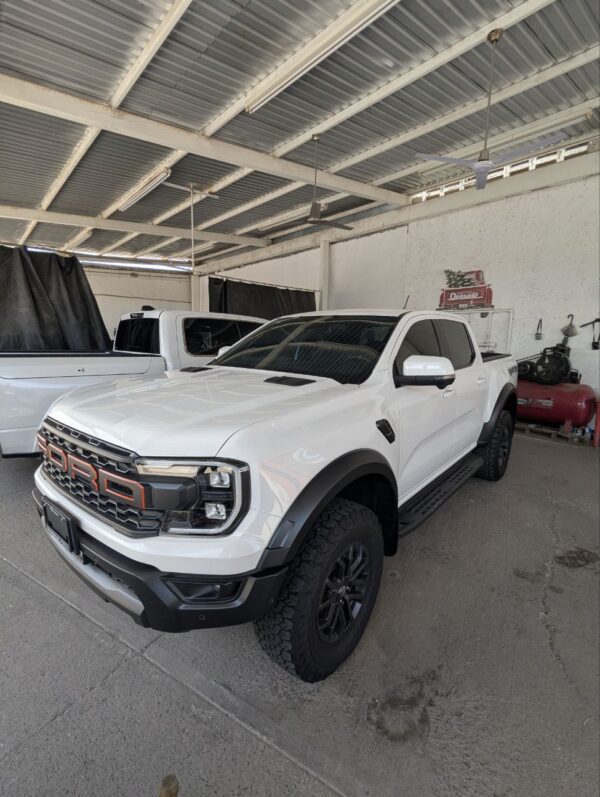 FORD RANGER RAPTOR 2023 - Imagen 2