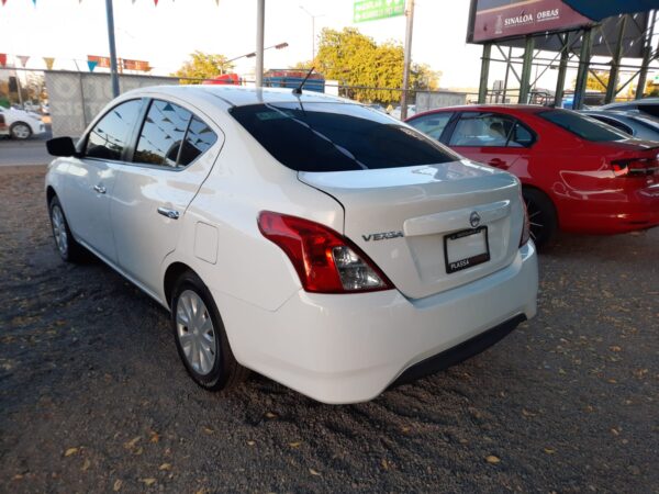 NISSAN VERSA SENSE 2017 - Imagen 4