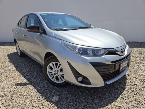 TOYOTA YARIS S 2020 - Imagen 2
