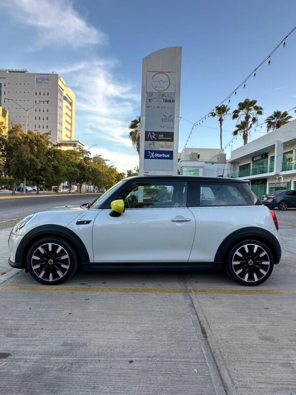 MINI COOPER SE ICONIC 2023 - Imagen 3
