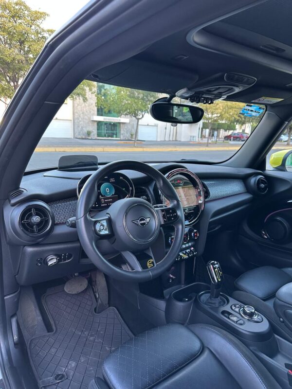 MINI COOPER SE ICONIC 2023 - Imagen 5