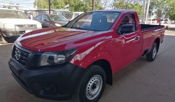 NISSAN NP300 2018 - Imagen 2