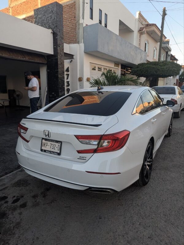 HONDA ACCORD TOURING 2021 - Imagen 3