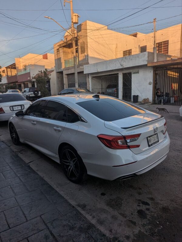 HONDA ACCORD TOURING 2021 - Imagen 4