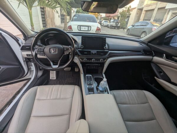 HONDA ACCORD TOURING 2021 - Imagen 5