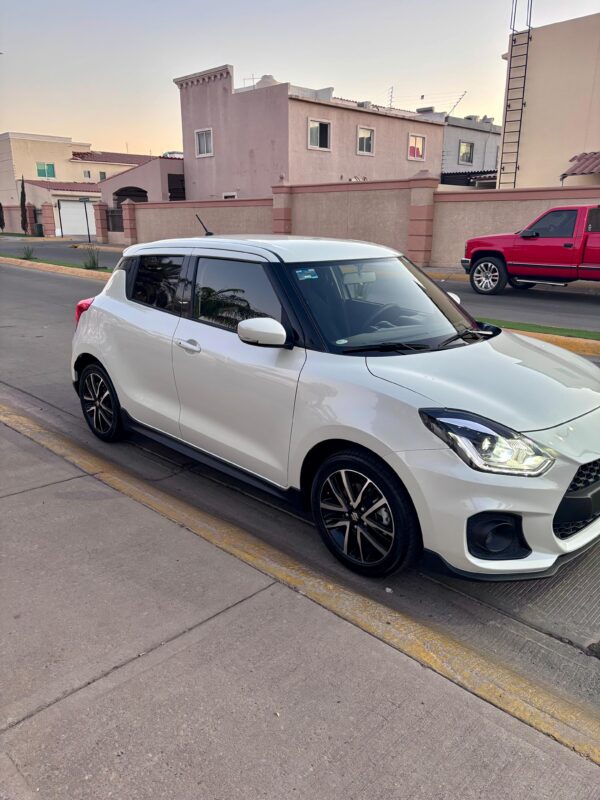SUZUKI SWIFT SPORT 2023 - Imagen 2
