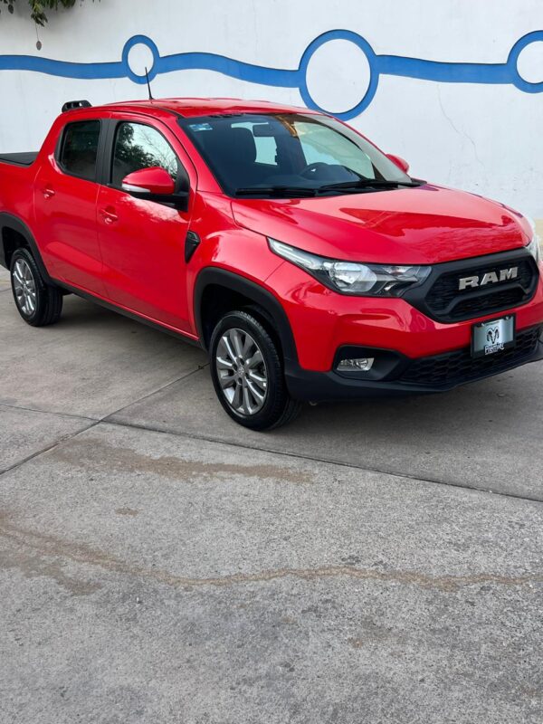 RAM 700 BIGHORN 2024 - Imagen 2
