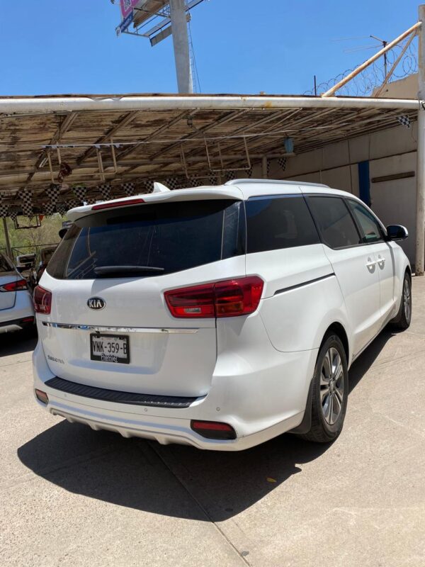 KIA SEDONA SXL 2020 - Imagen 2