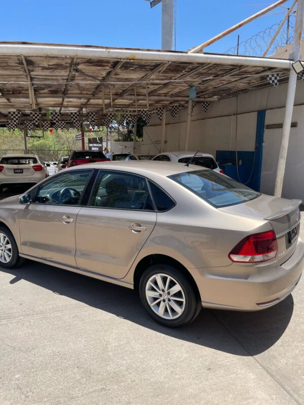 VOLKSWAGEN VENTO COMFORTLINE 2019 - Imagen 4