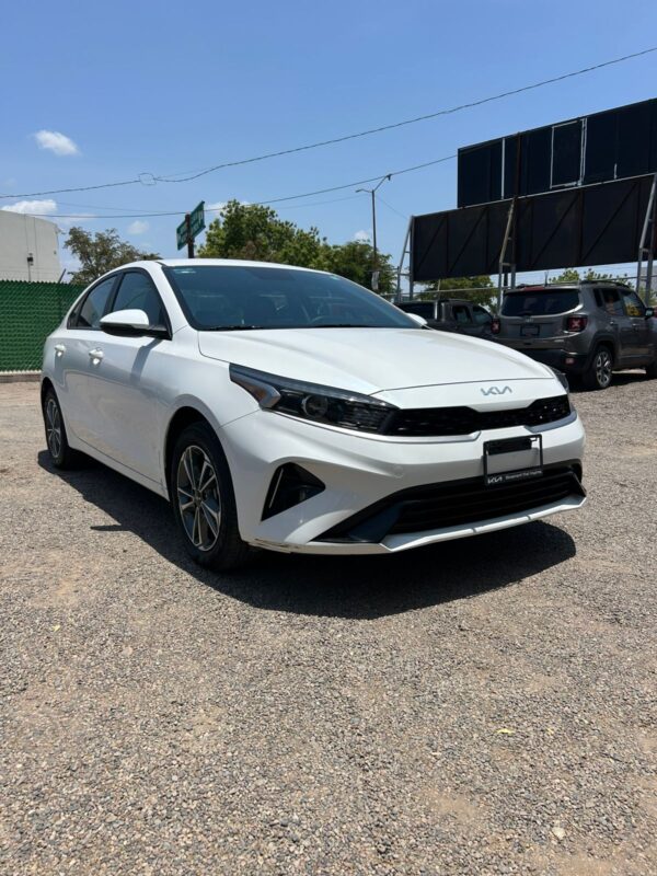 KIA FORTE LX 2022 - Imagen 2