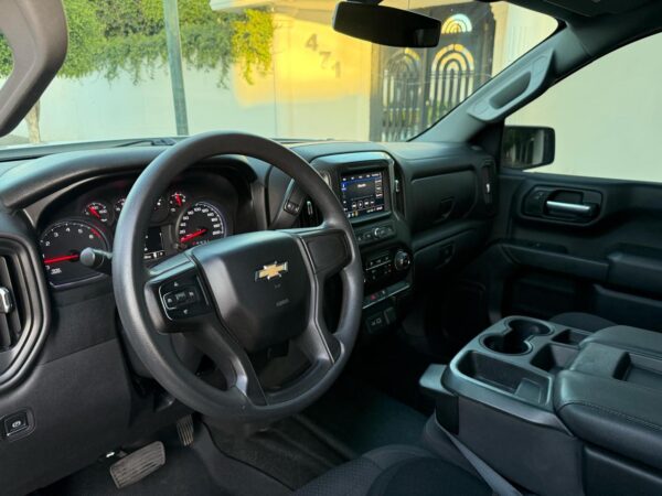 CHEVROLET SILVERADO 2500 4X4 2021 - Imagen 6