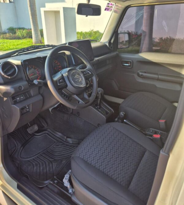 SUZUKI JIMNY GLX 5P 2024 - Imagen 4