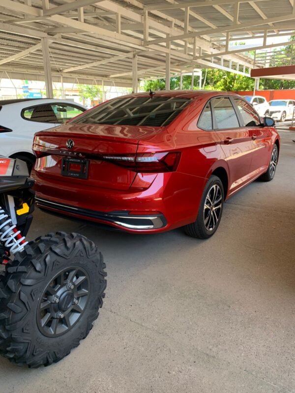 VOLKSWAGEN JETTA SPORT 2025 - Imagen 3
