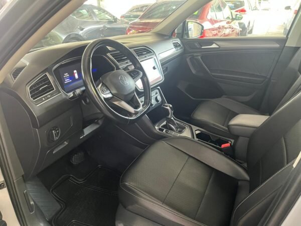 VOLKSWAGEN TIGUAN COMFORTLINE 2022 - Imagen 5