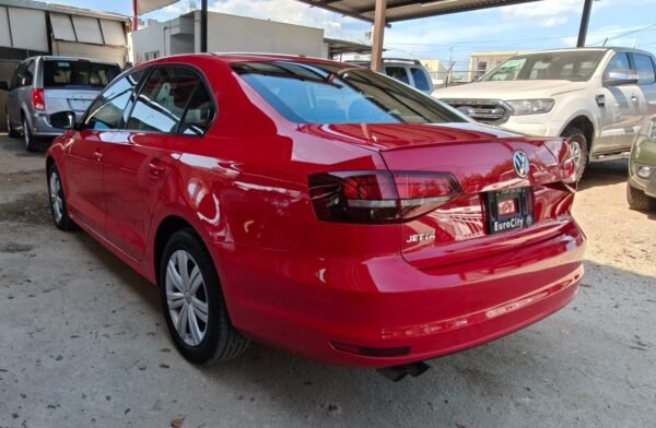 VOLKSWAGEN JETTA STYLE 2017 - Imagen 5