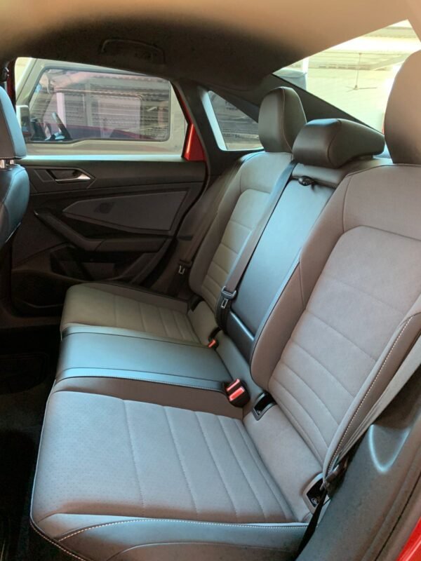 VOLKSWAGEN JETTA SPORT 2025 - Imagen 7