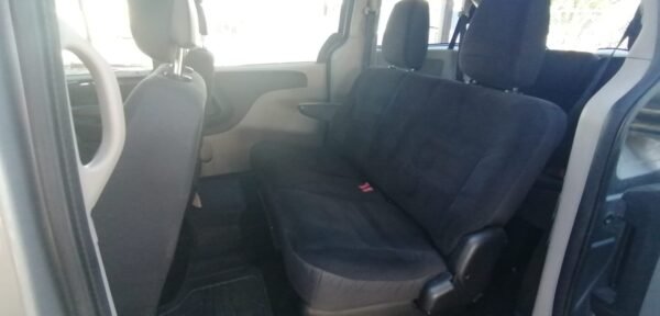 DODGE GRAN CARAVAN SE 2018 - Imagen 5