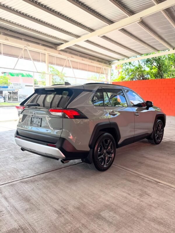 TOYOTA RAV4 ADVENTURE 2023 - Imagen 4