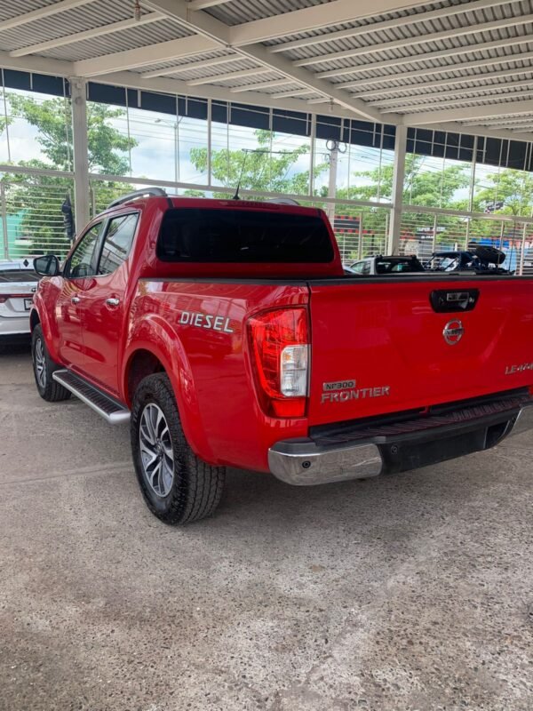 NISSAN FRONTIER LE DIESEL 4X4 2018 - Imagen 4