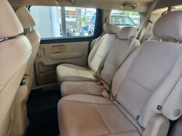 KIA SEDONA LX 2019 - Imagen 6