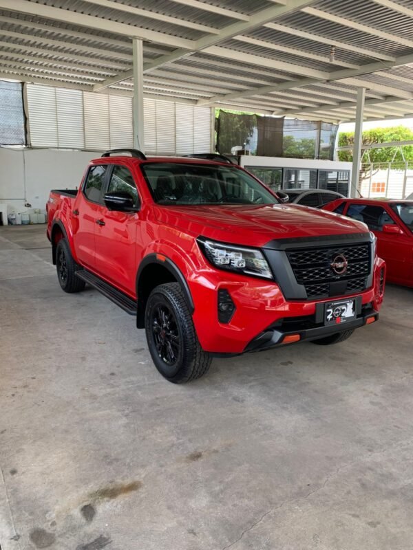 NISSAN FRONTIER PRO 4X 2024 - Imagen 2