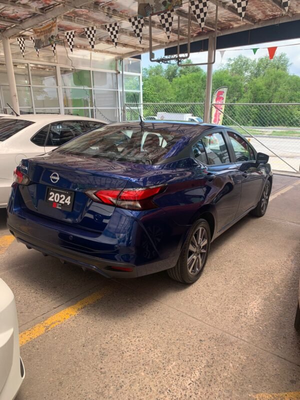NISSAN VERSA ADVANCE 2024 - Imagen 3