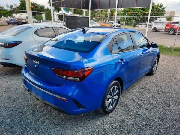 KIA RIO LX 2023 - Imagen 3