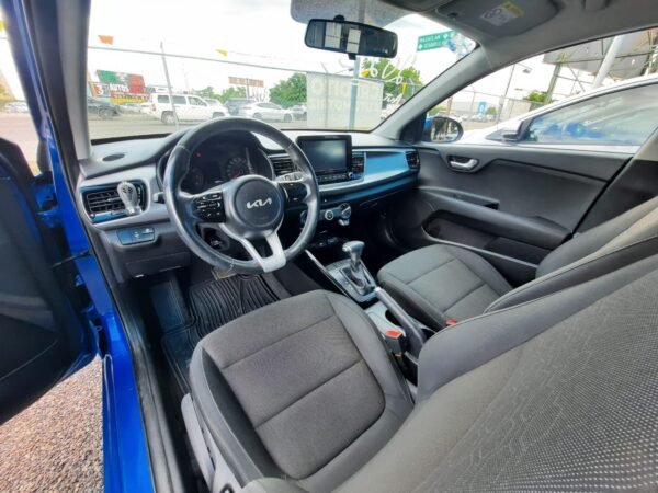 KIA RIO LX 2023 - Imagen 5