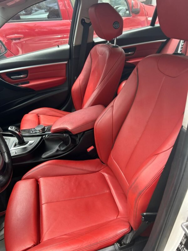 BMW 330 SPORTLINE 2017 - Imagen 5