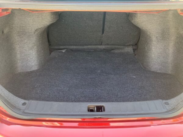NISSAN VERSA ADVANCE 2019 - Imagen 11