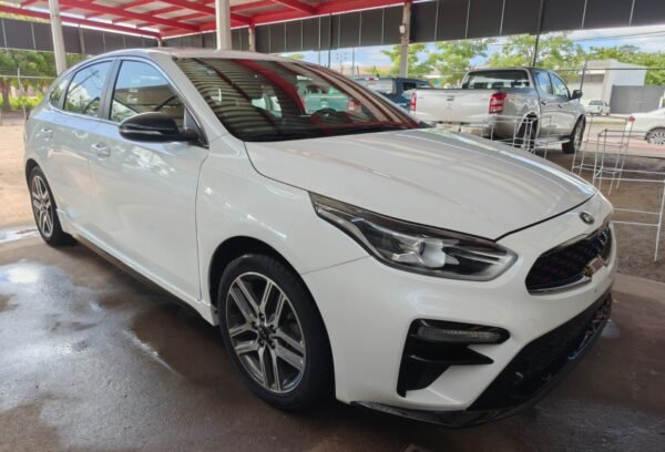 KIA FORTE GT 2019 - Imagen 2
