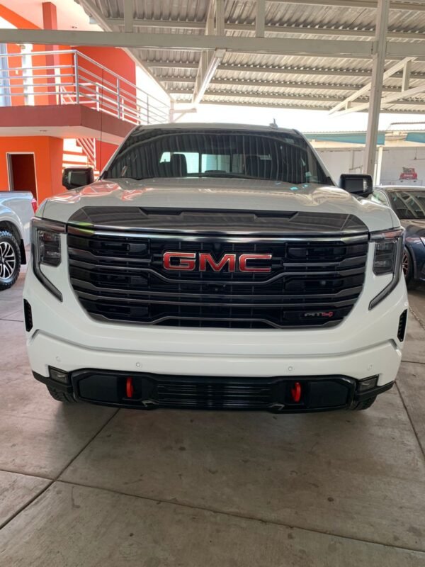 GMC SIERRA AT4 2024 - Imagen 3