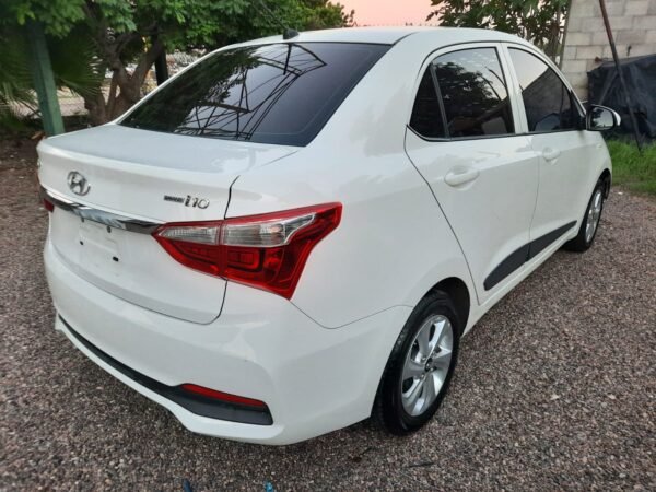 HYUNDAI GRAND I10 GLS 2018 - Imagen 3