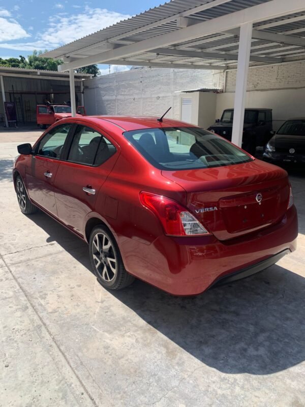 NISSAN VERSA ADVANCE 2019 - Imagen 5